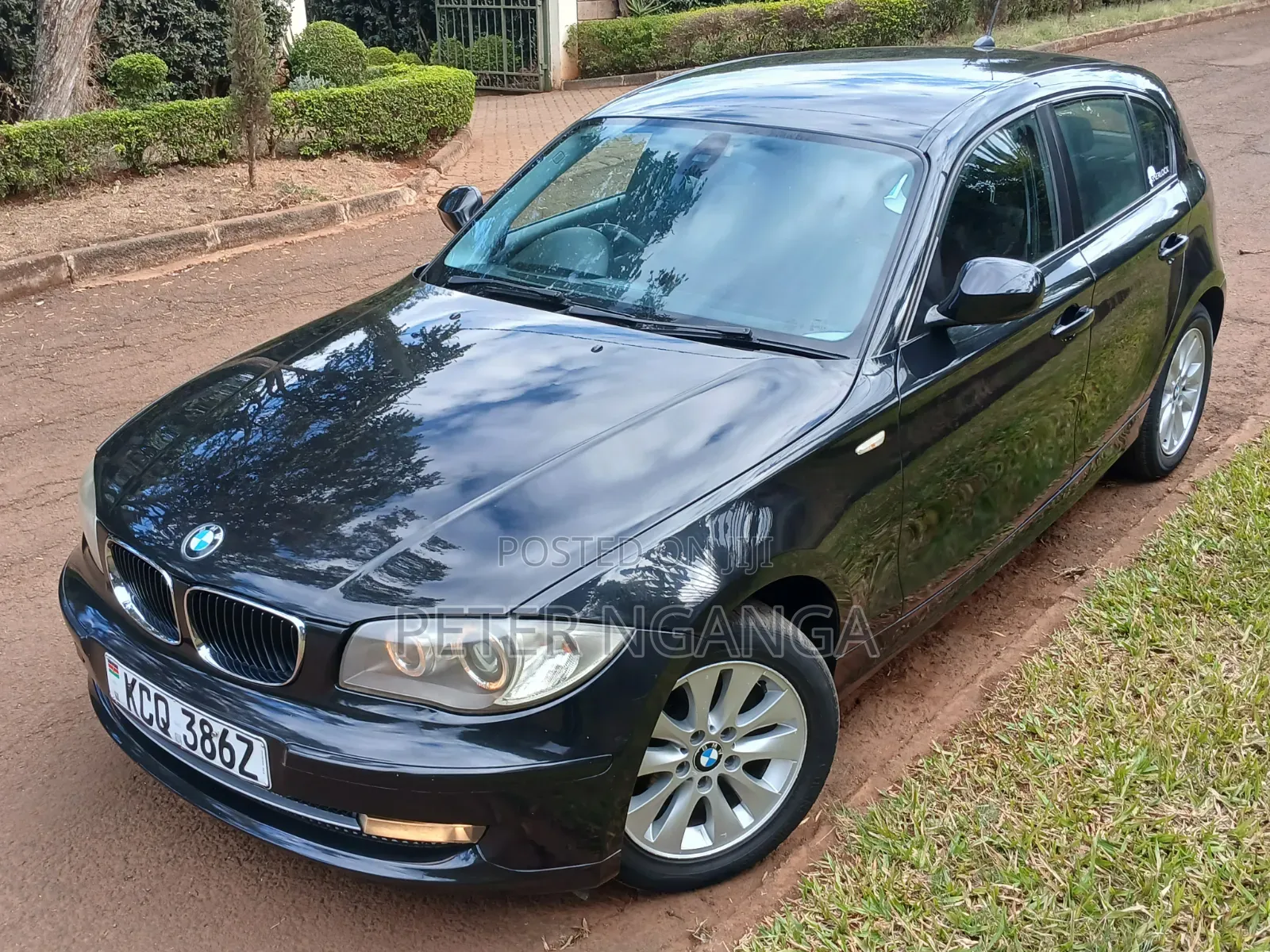 BMW 116i 2011 Black