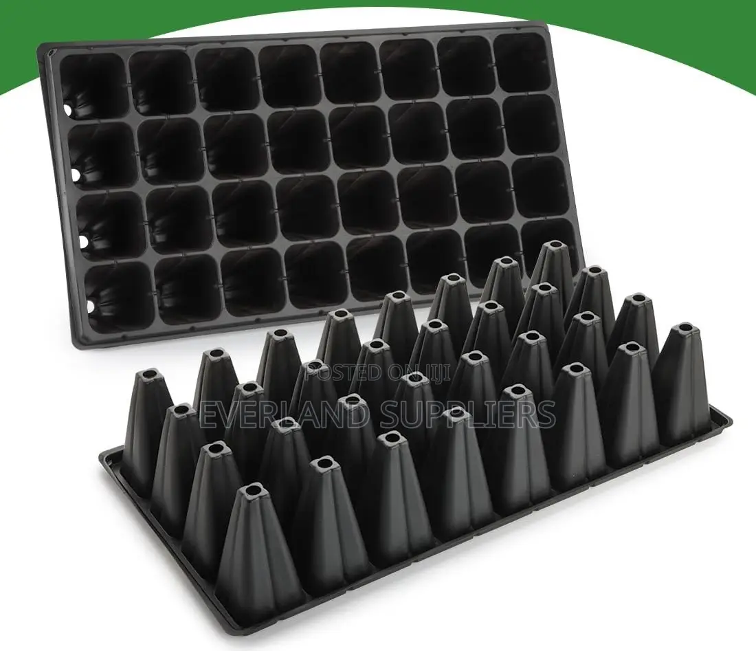 Convenient Trays for Everyday Growing