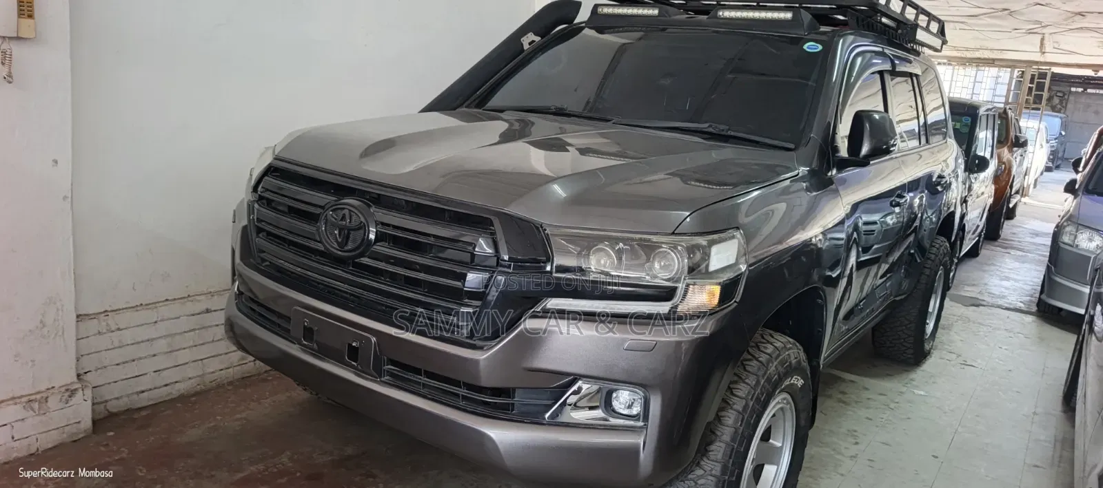 Toyota Land Cruiser 2018 Gray
