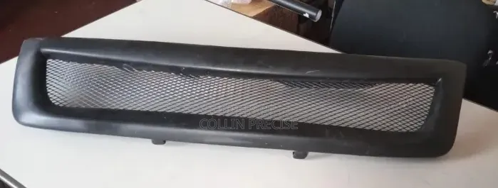 Aftermarket SH5 Mesh Grille