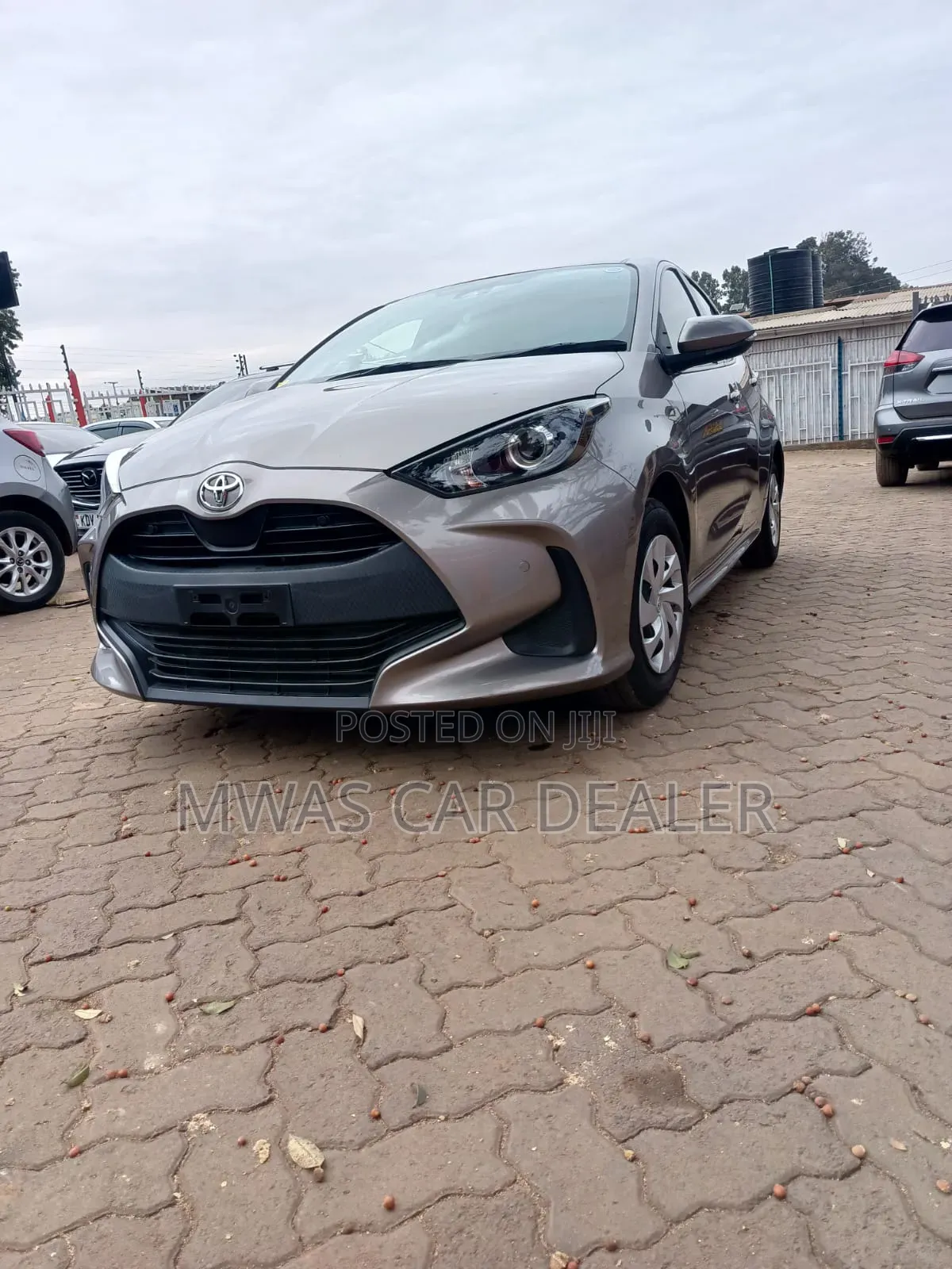 Toyota Yaris 2020 Brown
