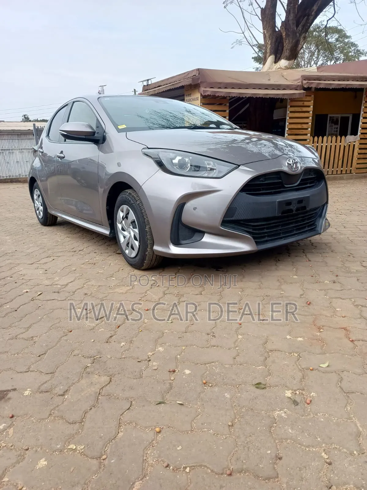 Toyota Yaris 2020 Brown