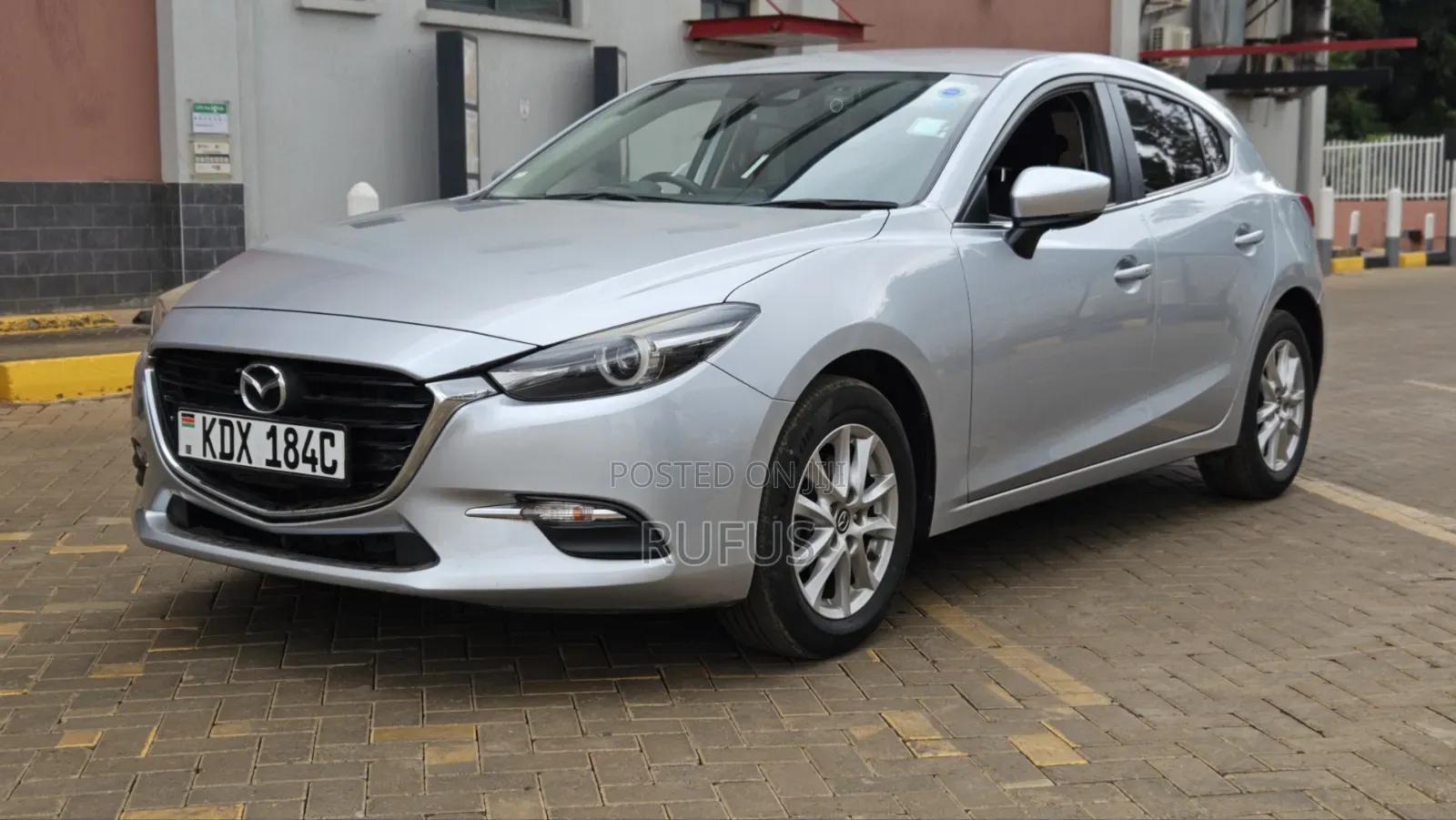 Mazda Axela 2018 Silver