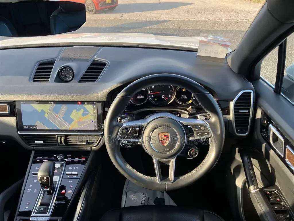 Porsche Cayenne 2020 White