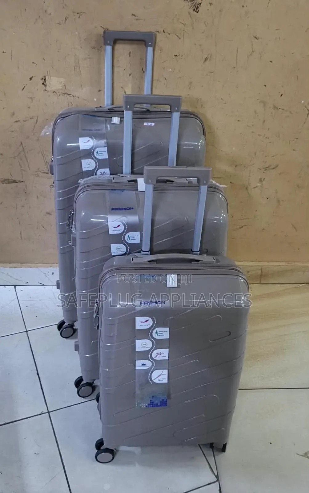 Strong 3-in-2 Rubber Suitcase for Travel and Luggage Storage