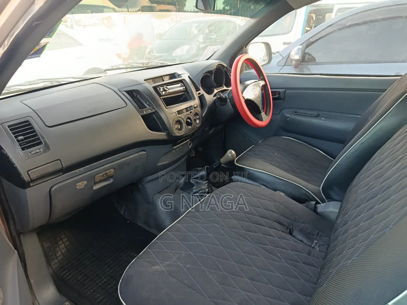 Toyota Hilux 2008 Gold