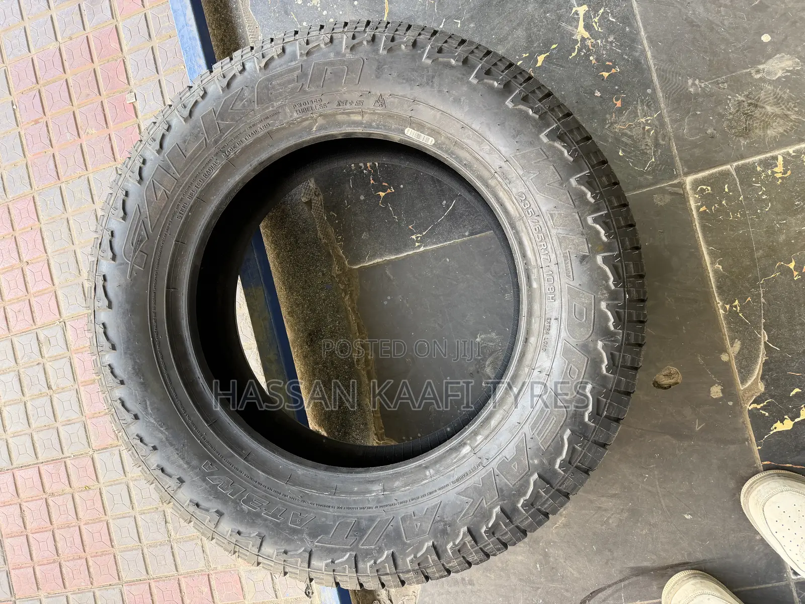 235/65r17 Falken Tyre