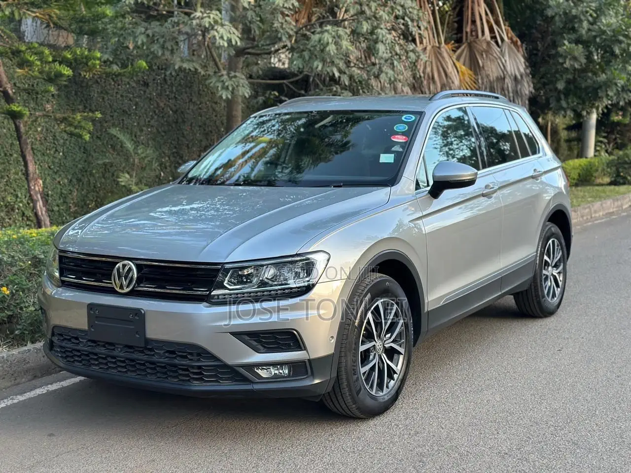 Volkswagen Tiguan 2018 Gray
