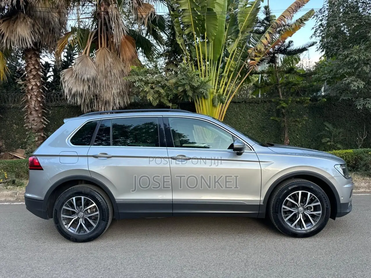 Volkswagen Tiguan 2018 Gray