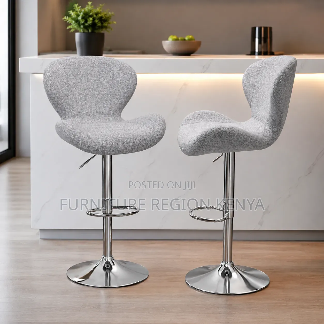 Cream Bar/Kitchen Stool, Silver