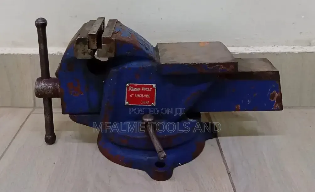 Ex-Uk Heavy Duty 4-Inch Bench Vise
