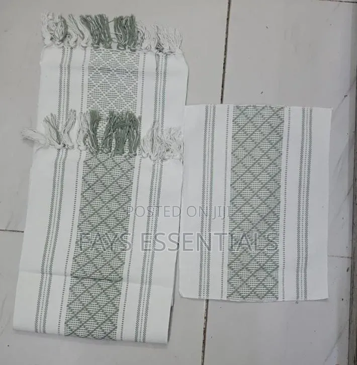 Table Runner With 6pcs Table Mats