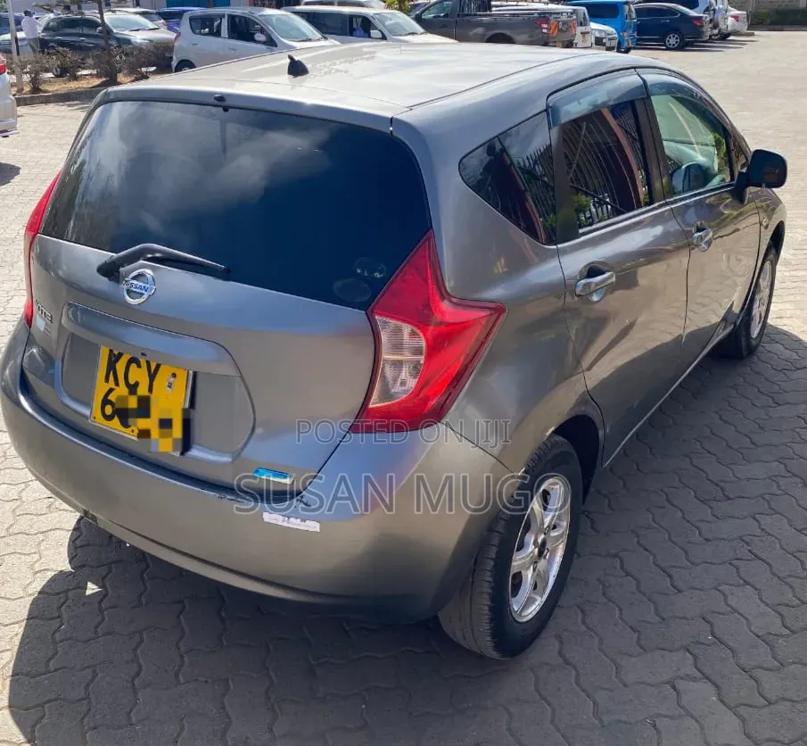 Nissan Note 2013 Silver