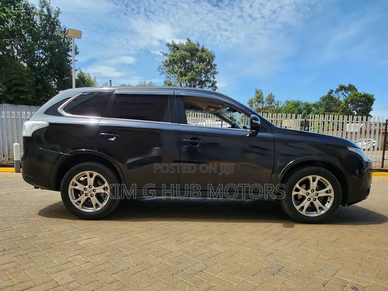 Mitsubishi Outlander ES 4dr SUV (2.4L 4cyl CVT) 2015 Black