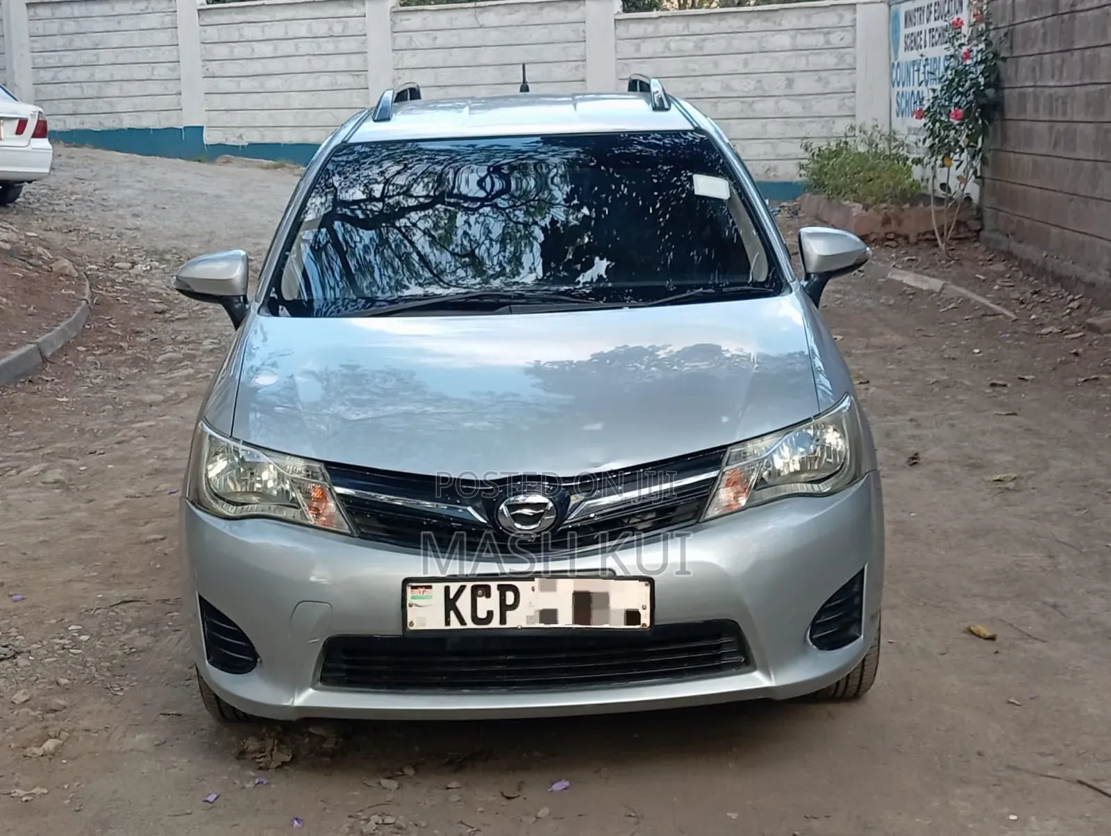 Toyota Corolla Fielder 2012 Silver