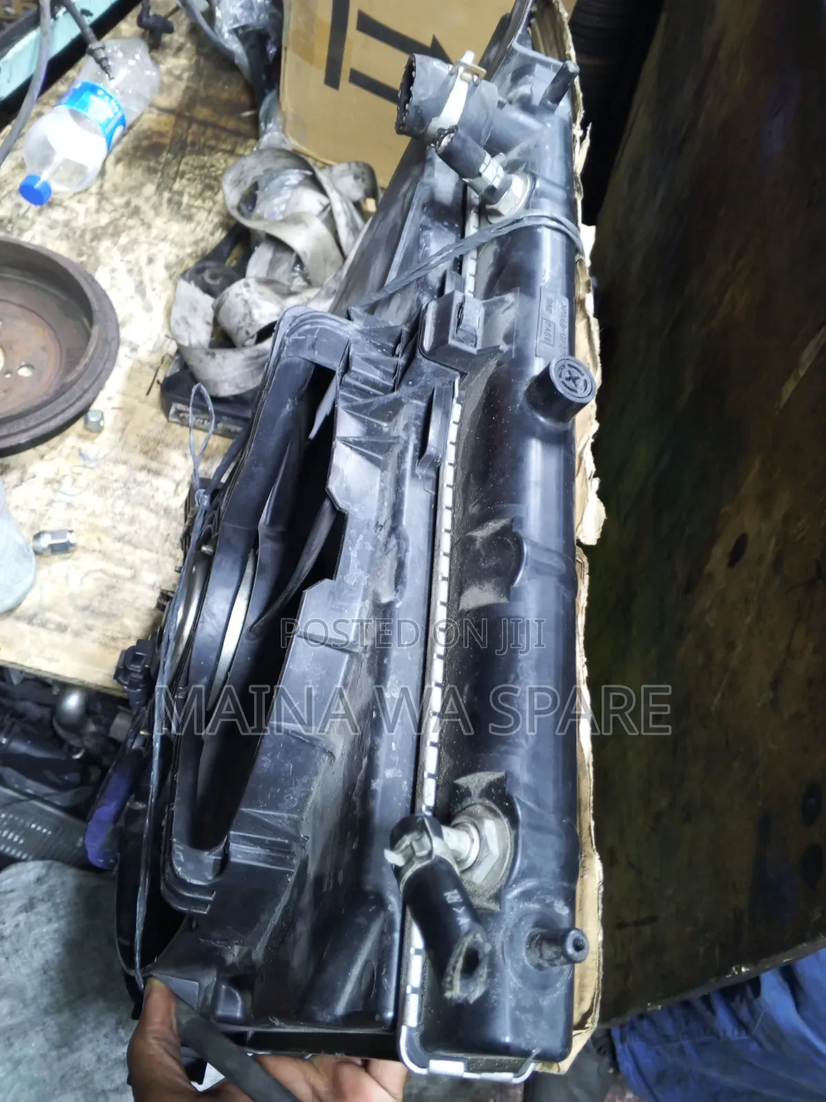 Complete Radiator for Nissan Tilda
