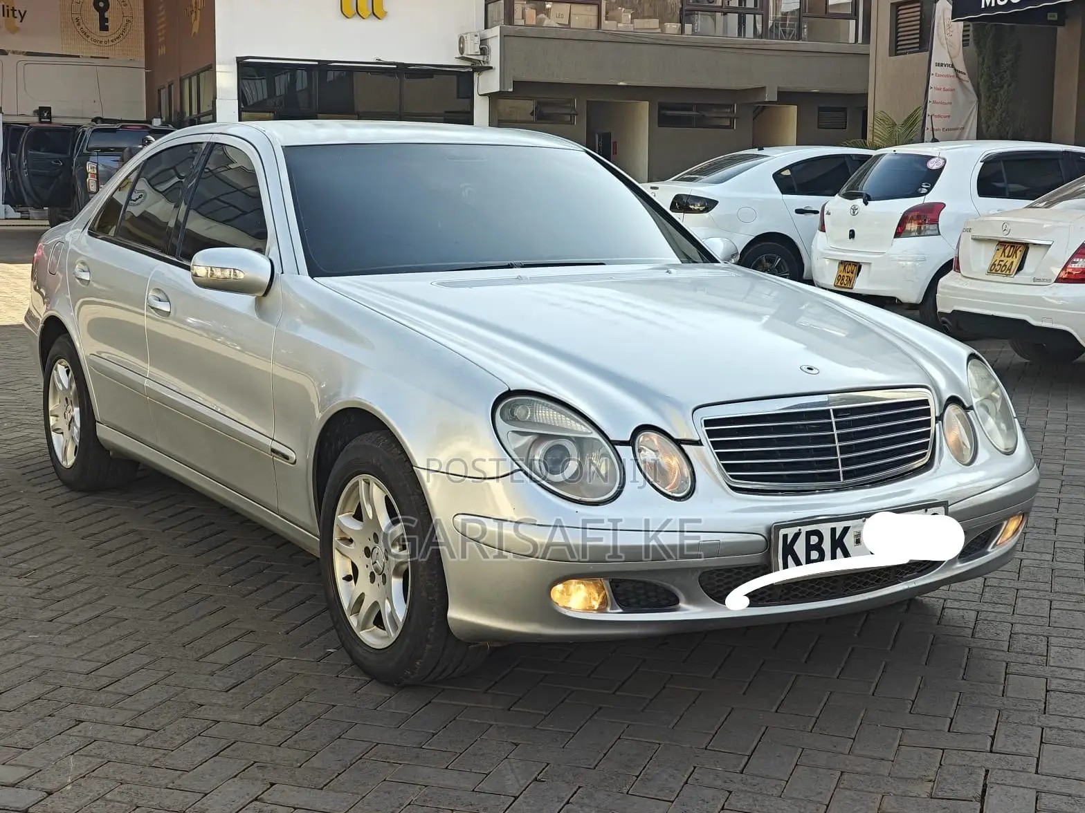 Mercedes-Benz E200 2004 Silver