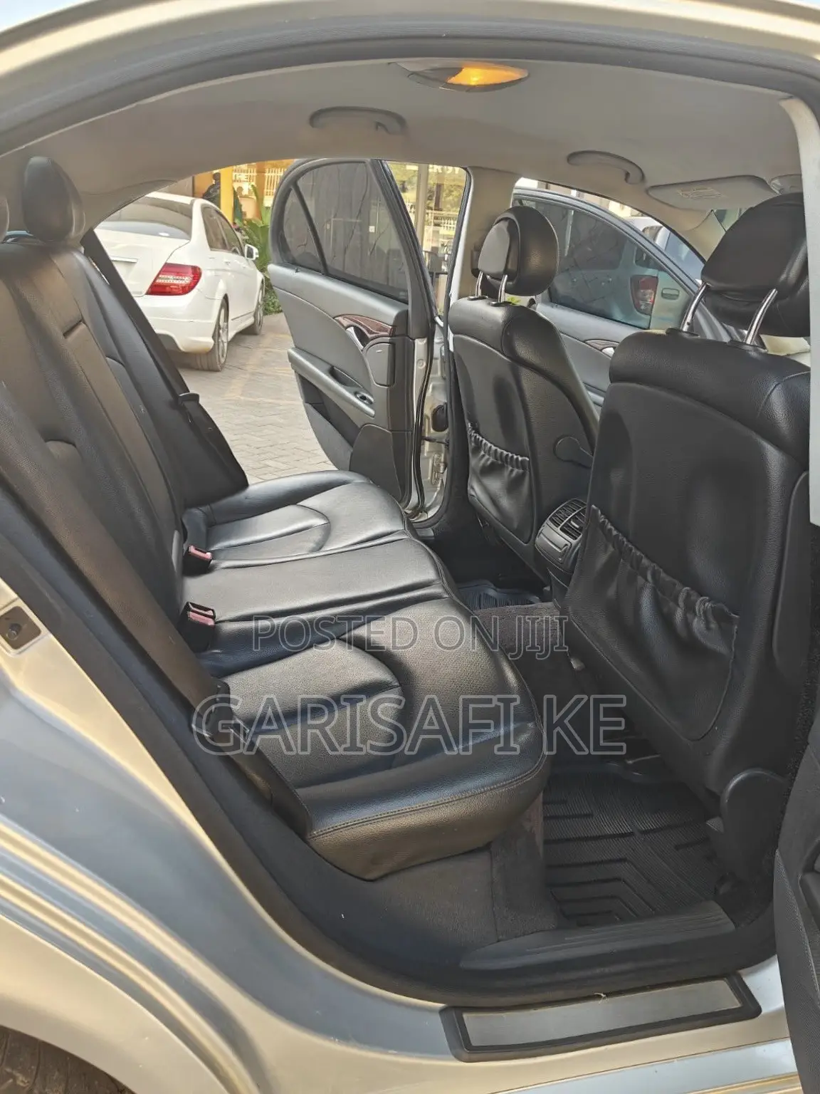 Mercedes-Benz E200 2004 Silver