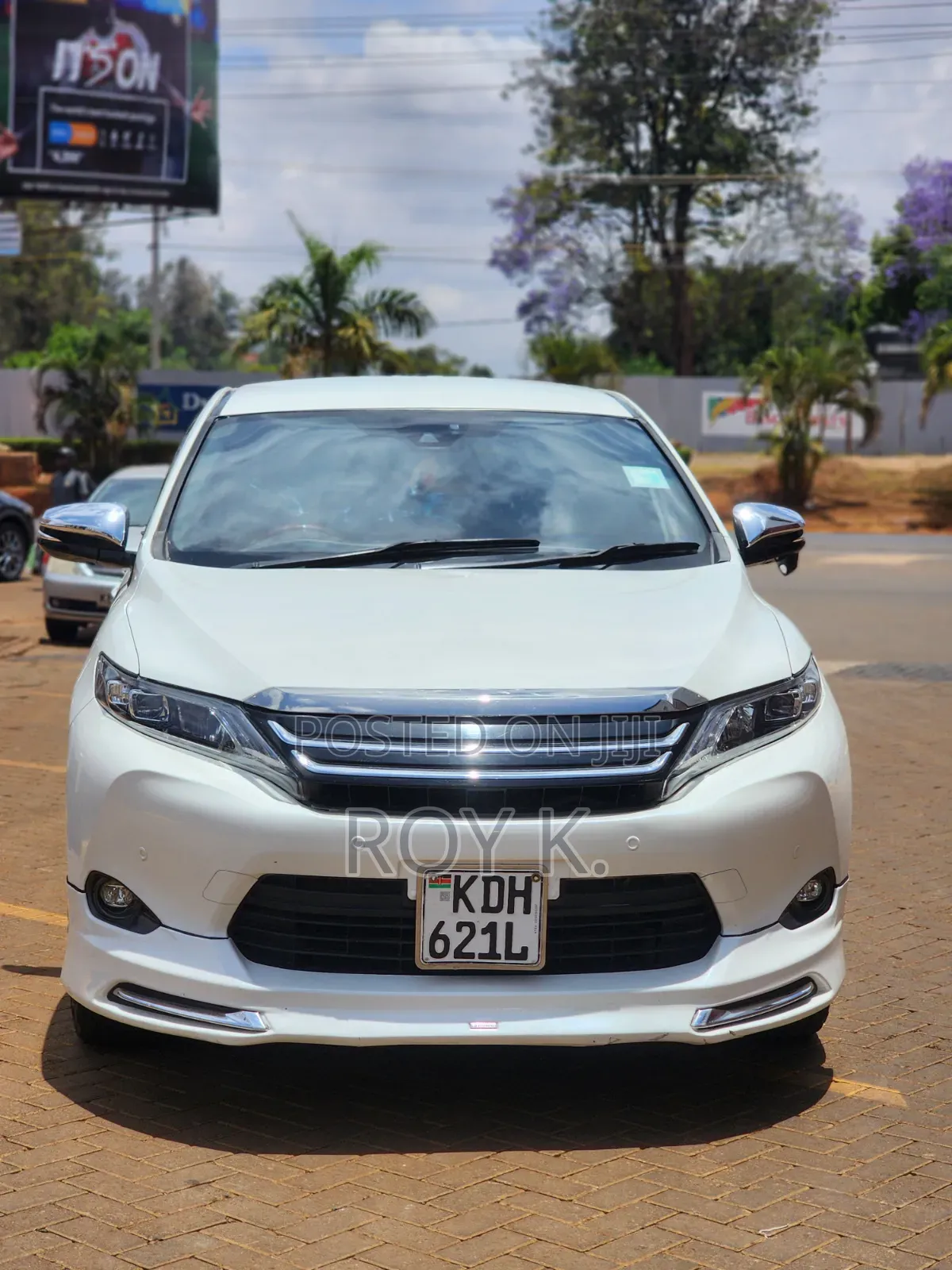 Toyota Harrier 2.0 2015 Pearl