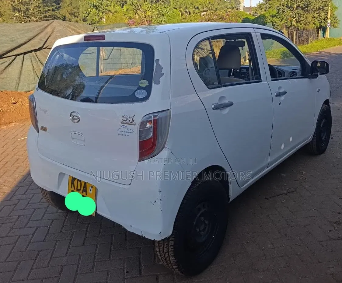 Daihatsu Mira 2013 White