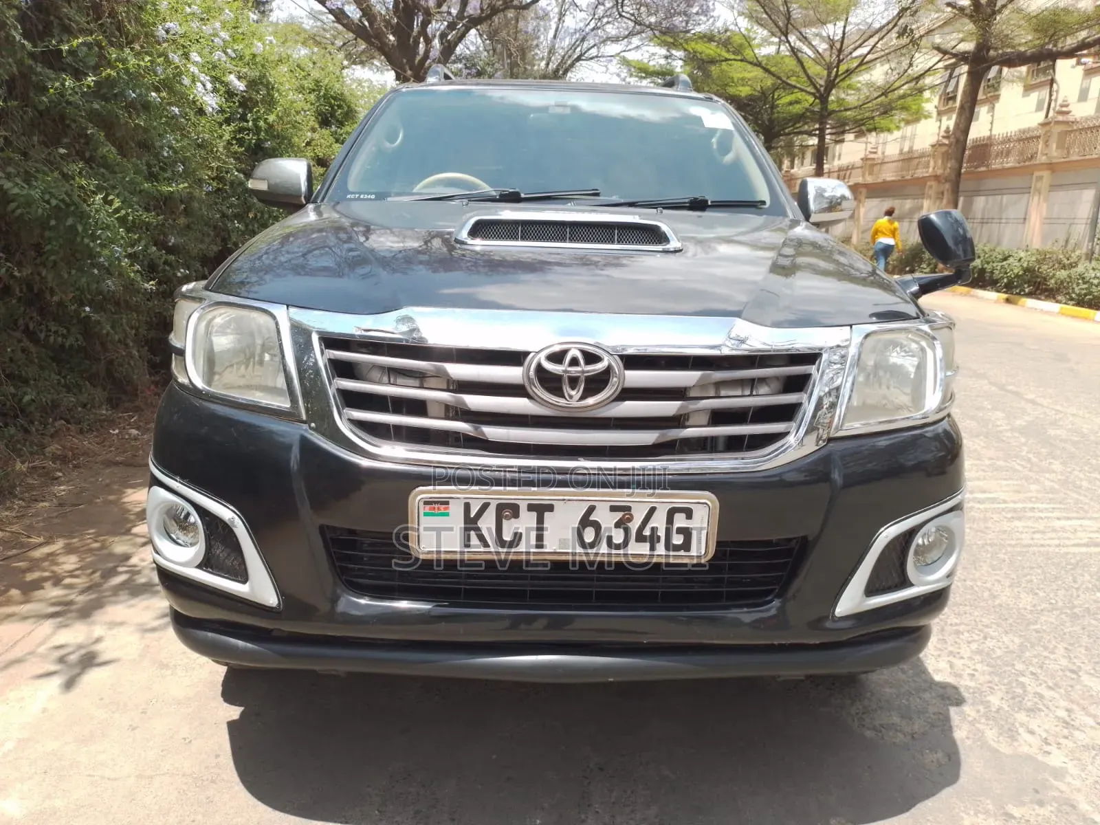 Toyota Hilux 2012 Matt Black