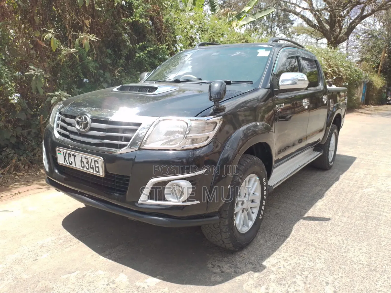 Toyota Hilux 2012 Matt Black