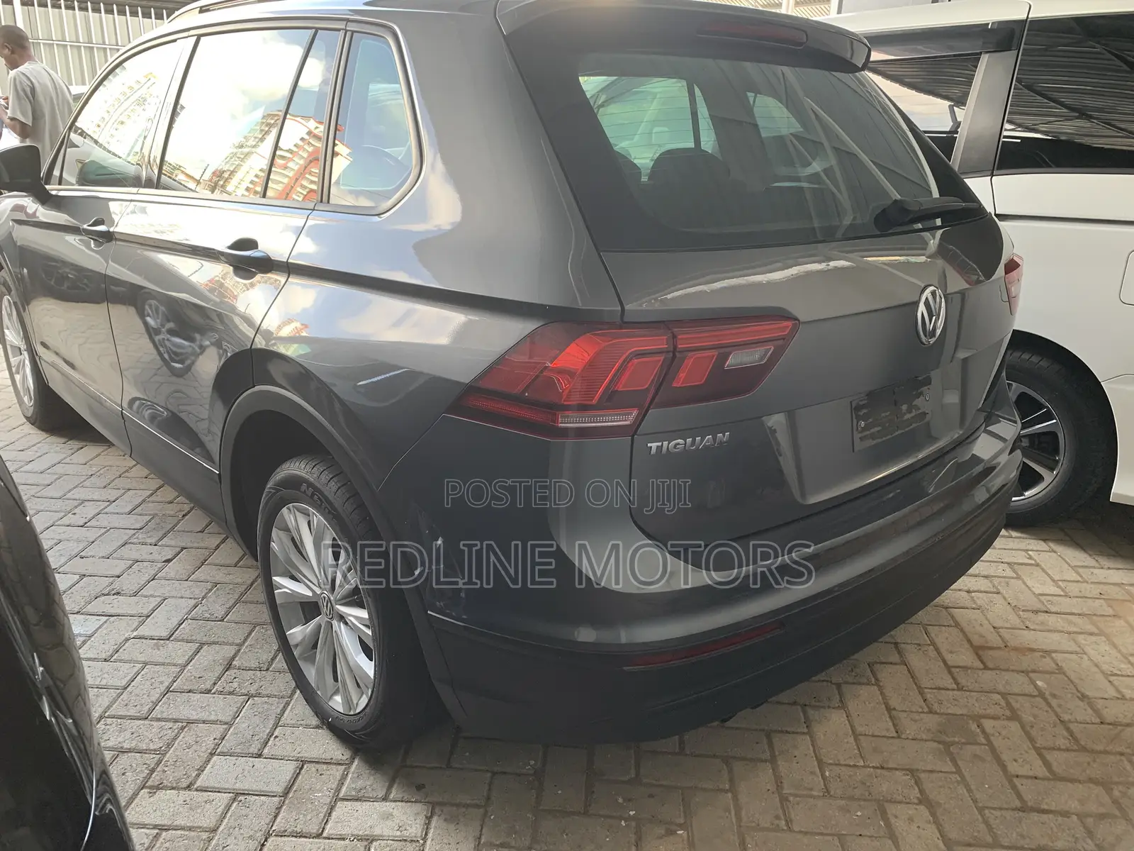 Volkswagen Tiguan 2.0T SE FWD 2019 Gray