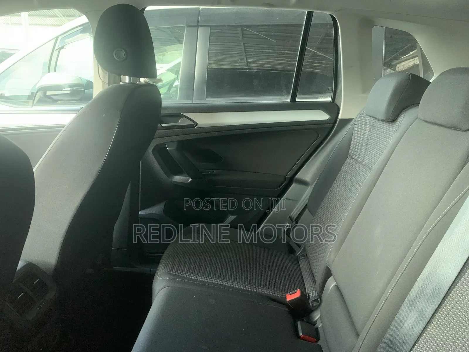 Volkswagen Tiguan 2.0T SE FWD 2019 Gray