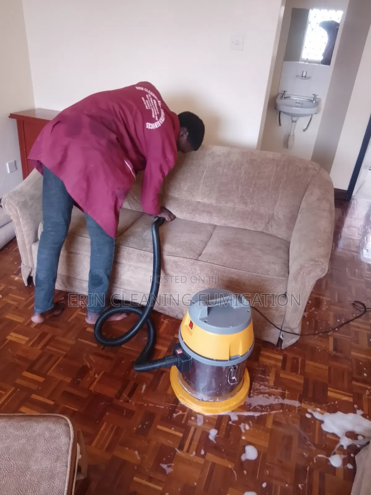 Fabric Sofa Cleaners, Couch, Mattress/Fumigation
