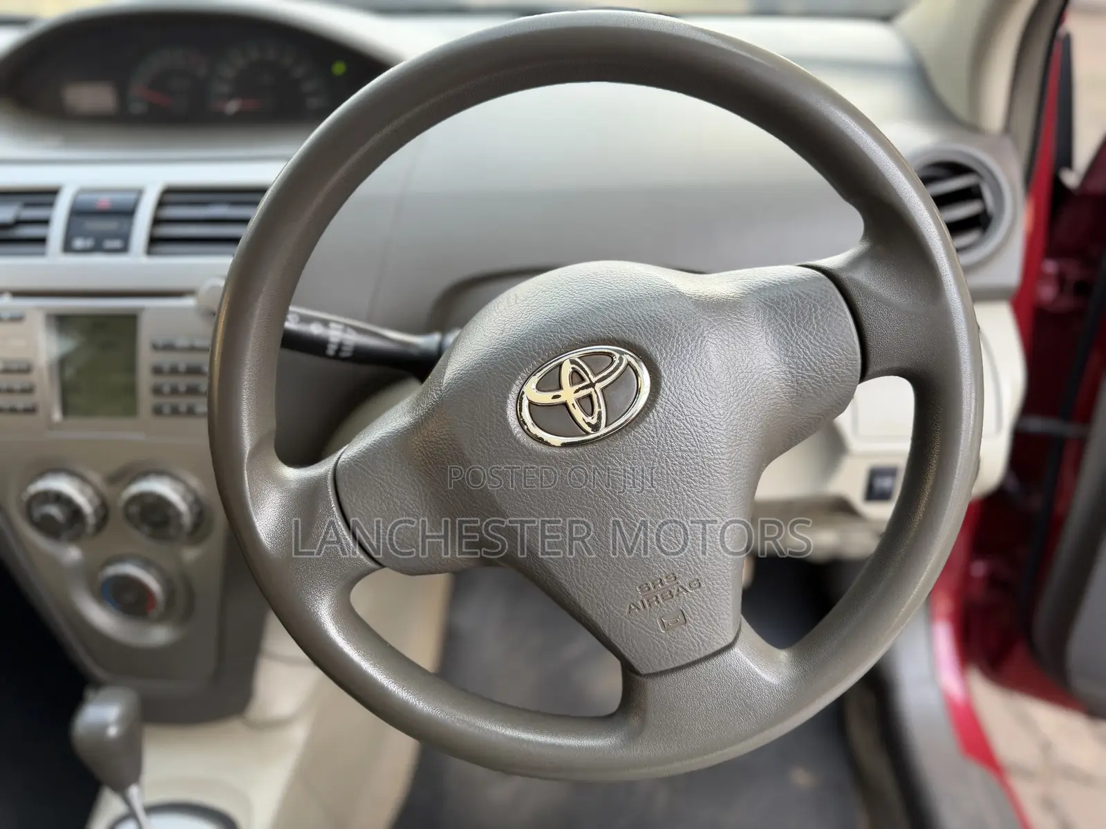 Toyota Belta 2009 Red