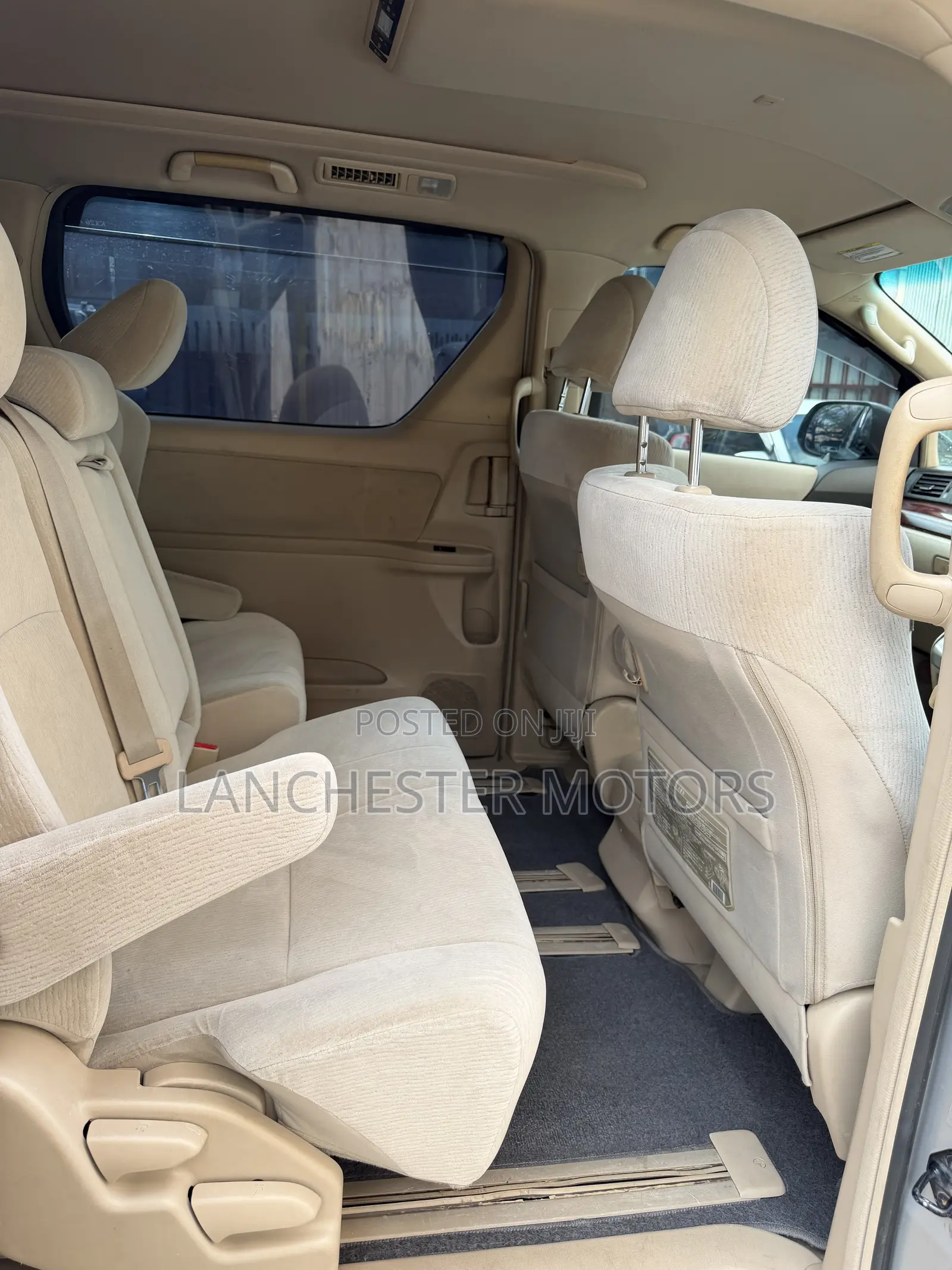 Toyota Alphard 2009 Silver