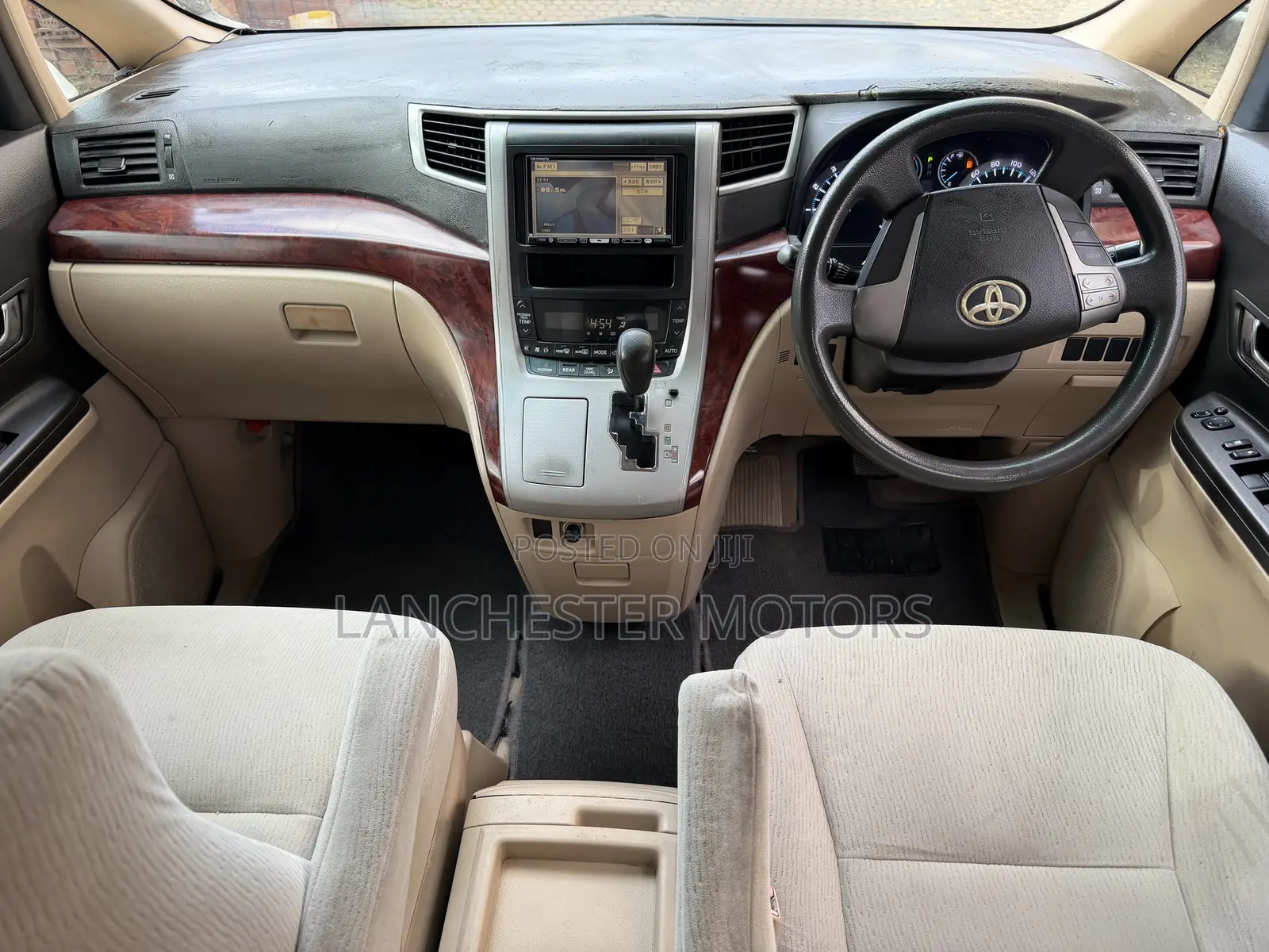 Toyota Alphard 2009 Silver
