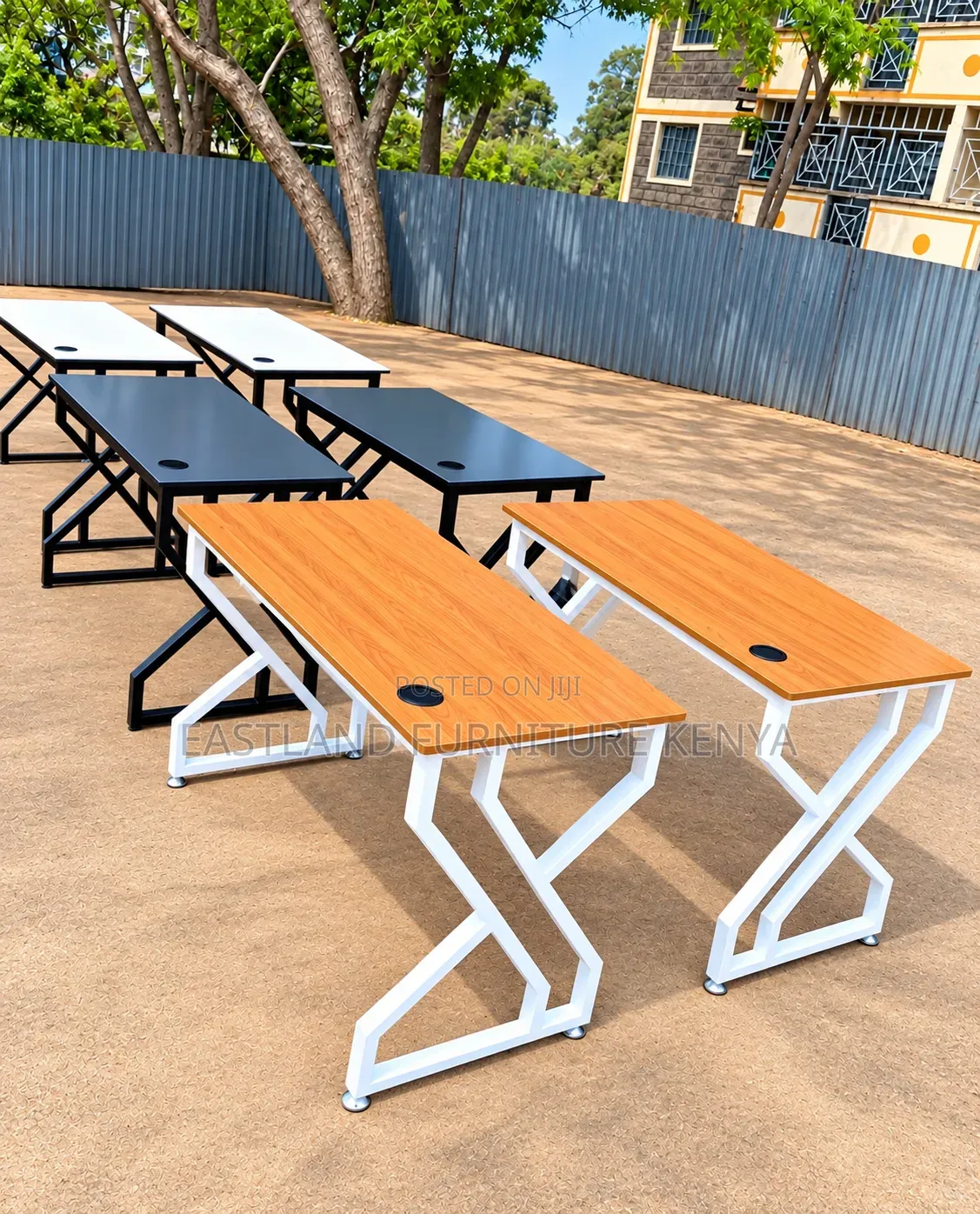Modern Office Desk With Wooden Top and Stylish Metal Legs
