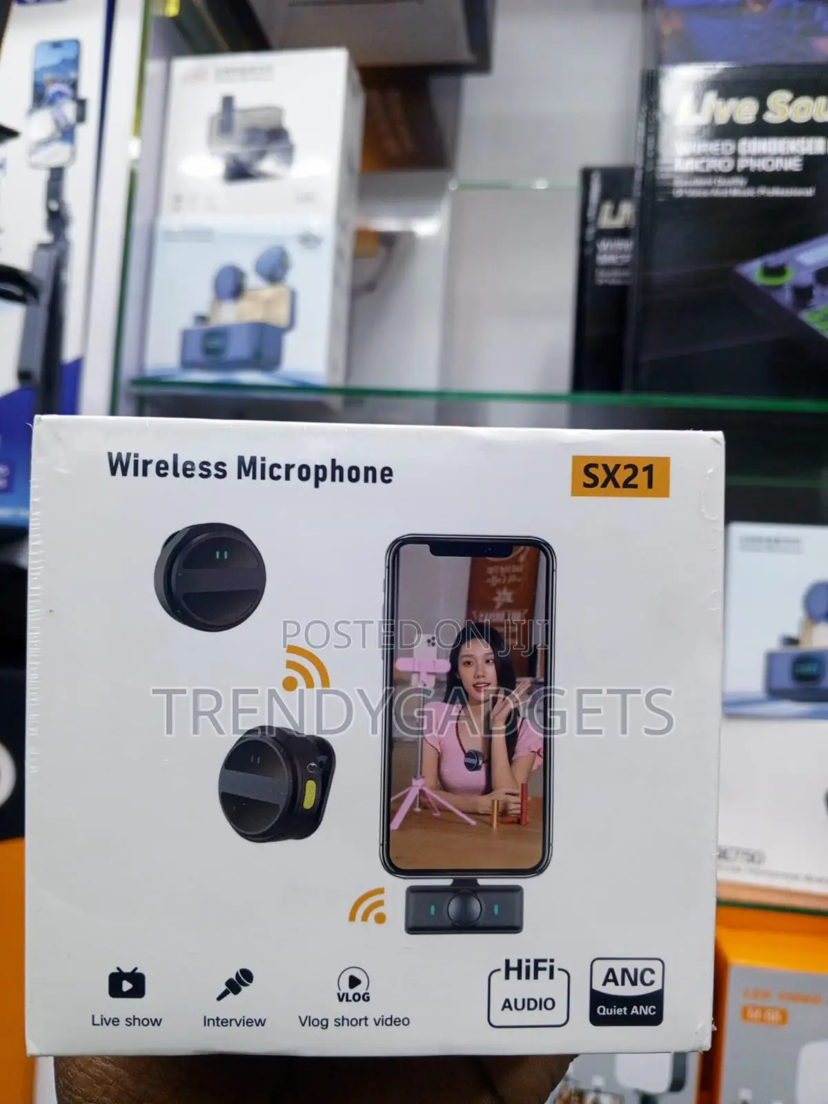 SX21 Mini Wireless Phone Microphone With Plug and Play Receiver