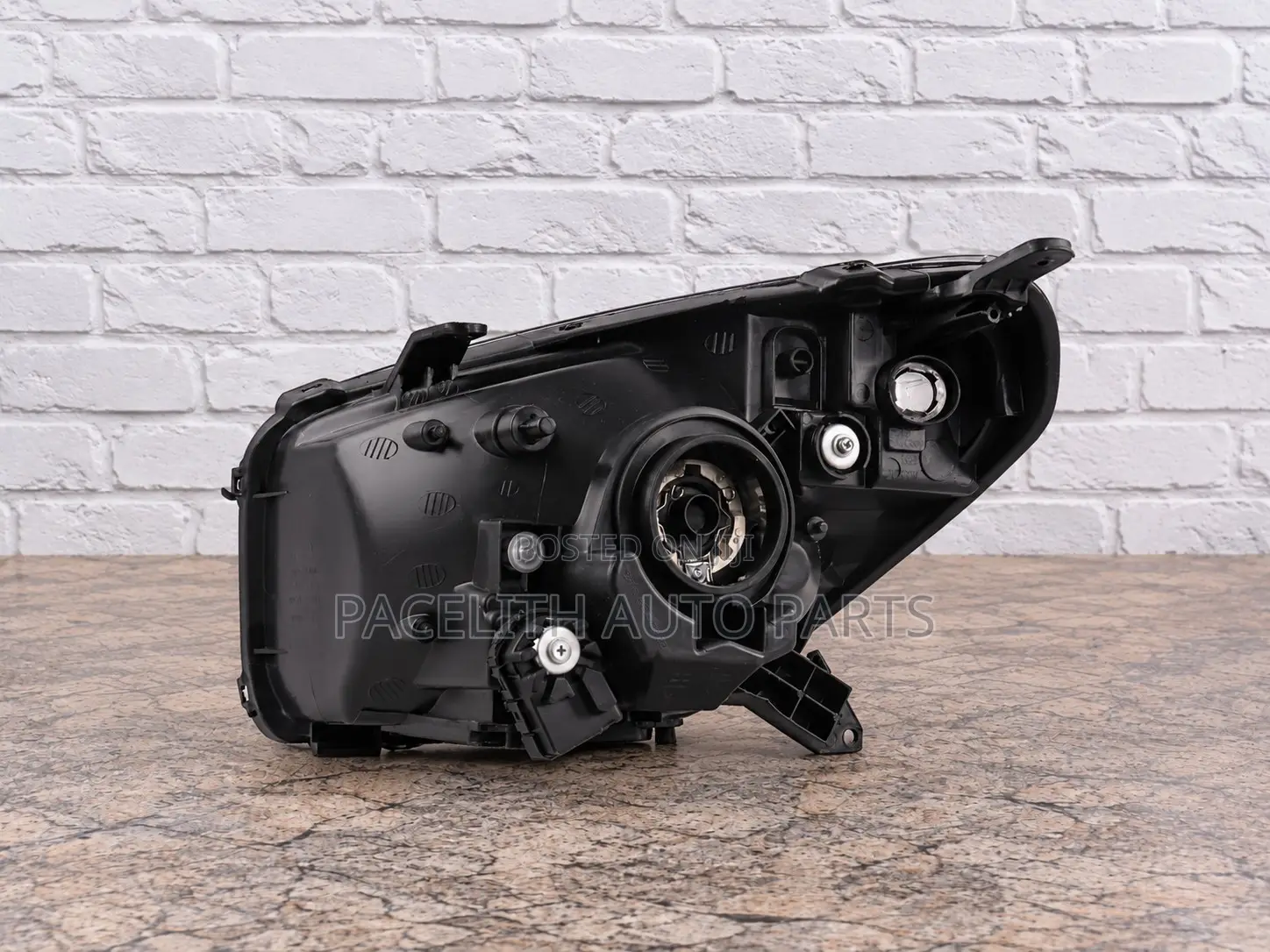 Head Lamp / Light Toyota RAV4 2003/2004