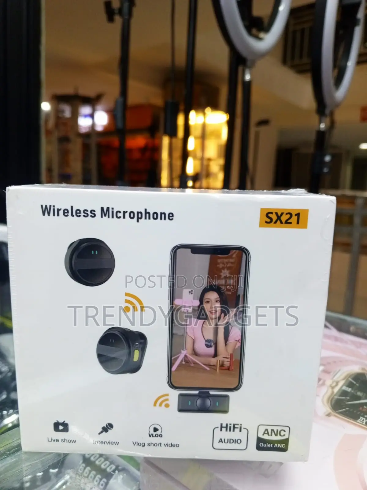 SX21 Mini Wireless Phone Microphone With Plug and Play Receiver