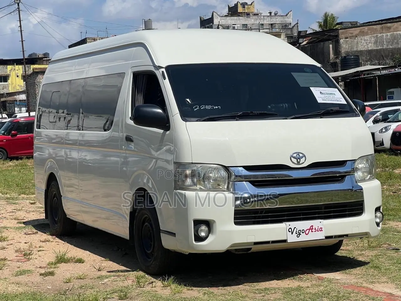 Toyota HiAce 2019 Beige