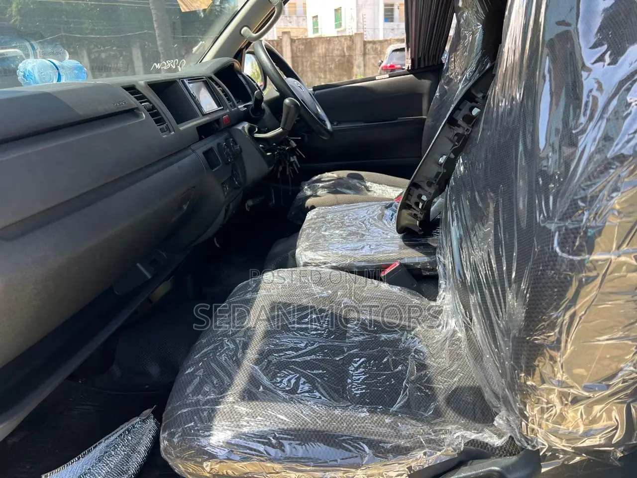 Toyota HiAce 2019 Beige