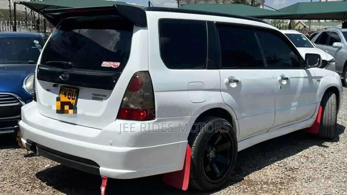 Subaru Forester 2006 Off white