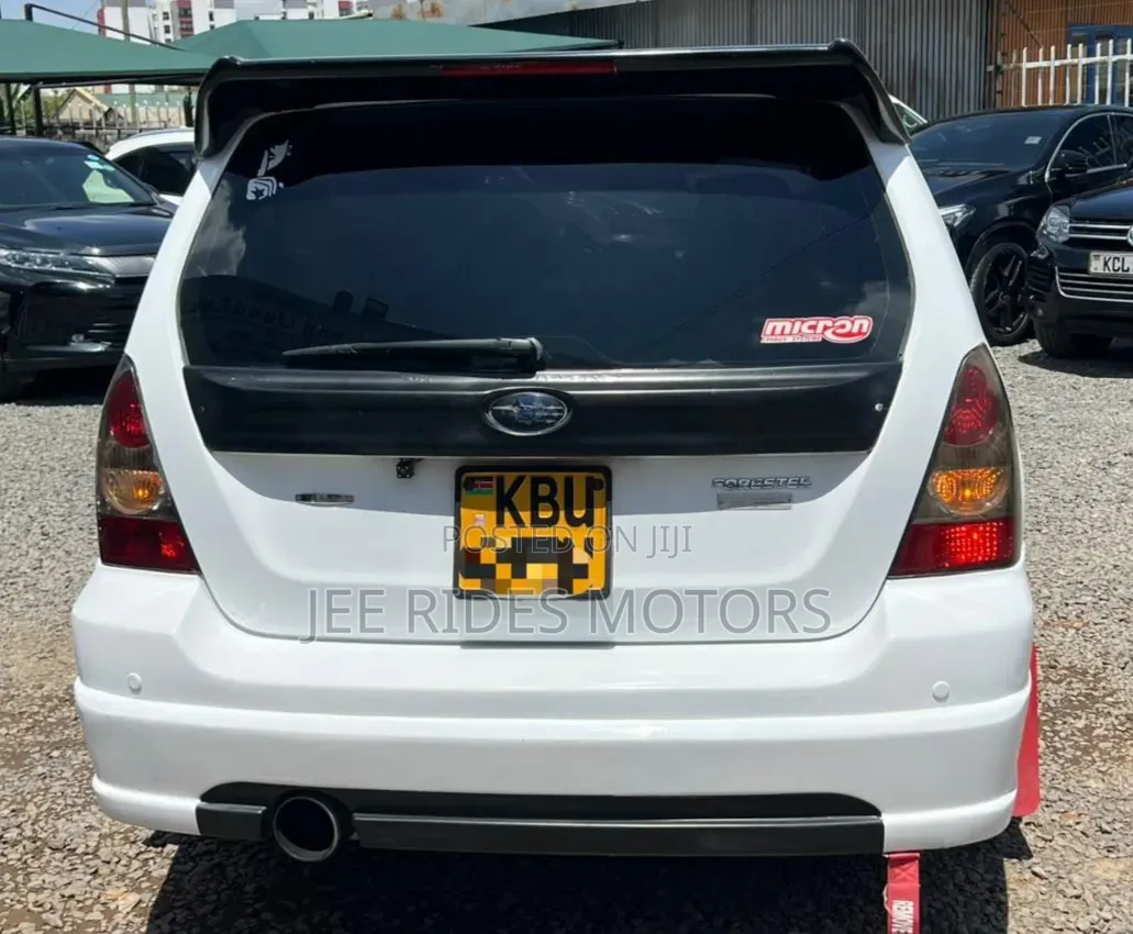 Subaru Forester 2006 Off white