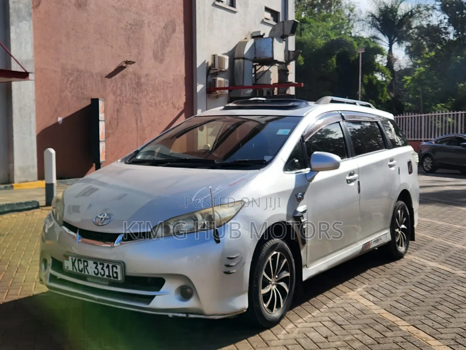 Toyota Wish 2011 Silver