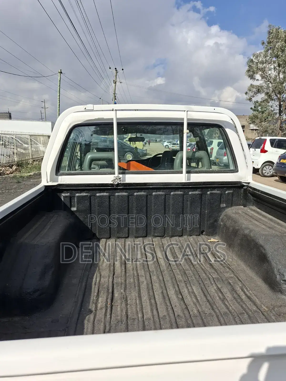Isuzu Tougher 2001 White