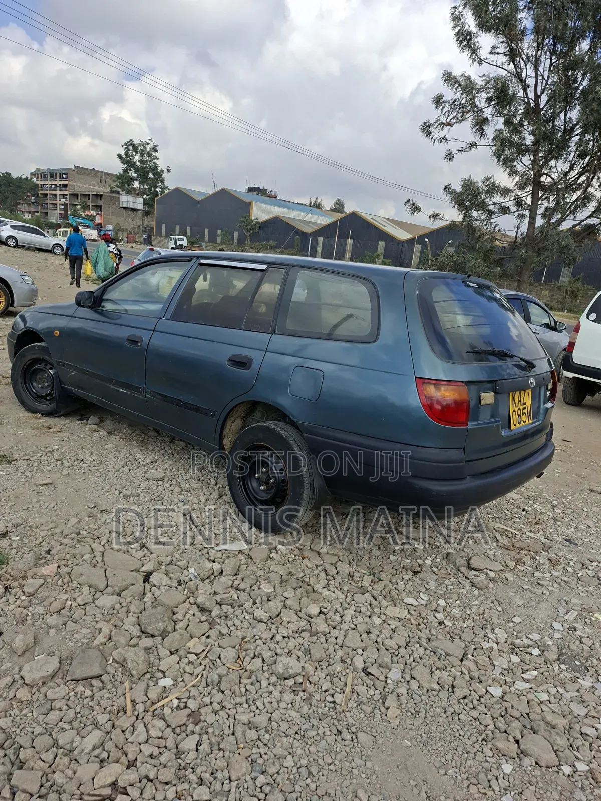 Toyota Caldina 2000 Blue