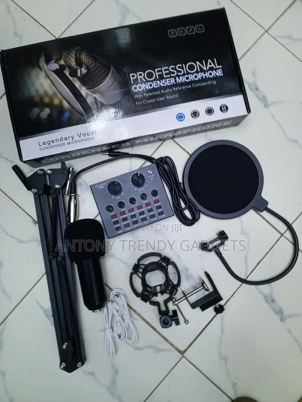 BM800 Studio Condenser Mic With V8 Voice Changer Sound Card