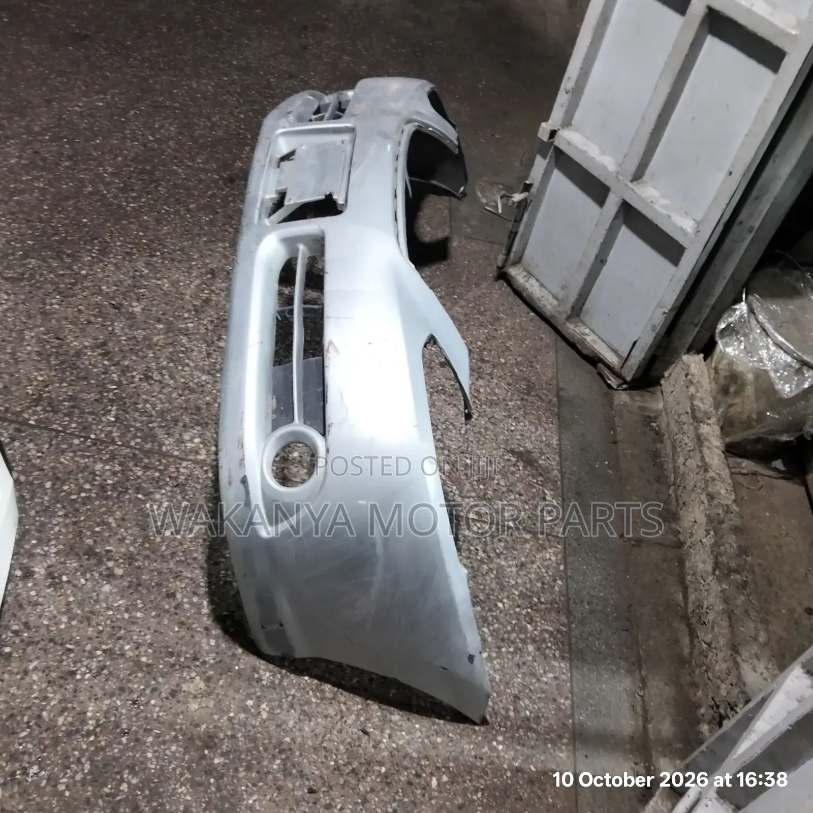 Toyota Caldina Choppa Model 2005/2006 Front Bumper, LESS FOG LIGHTS