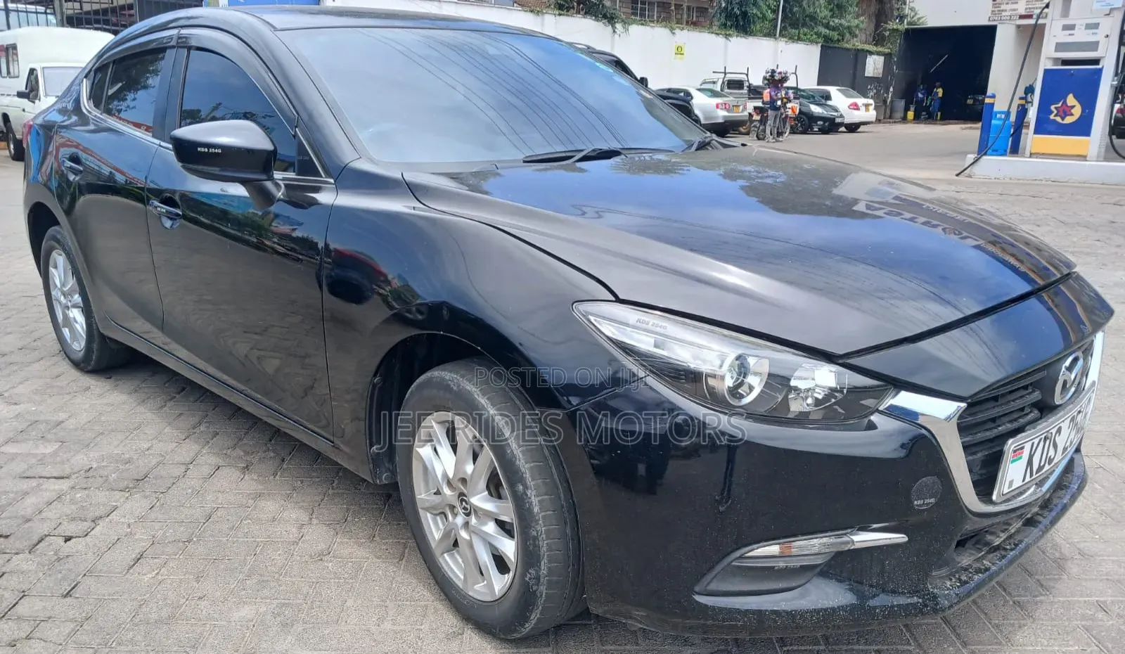 Mazda Axela 2018 Blue