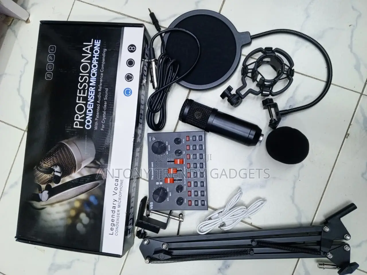 BM800 Studio Mic Set With V8S Mixer and Adjustable Arm Stand