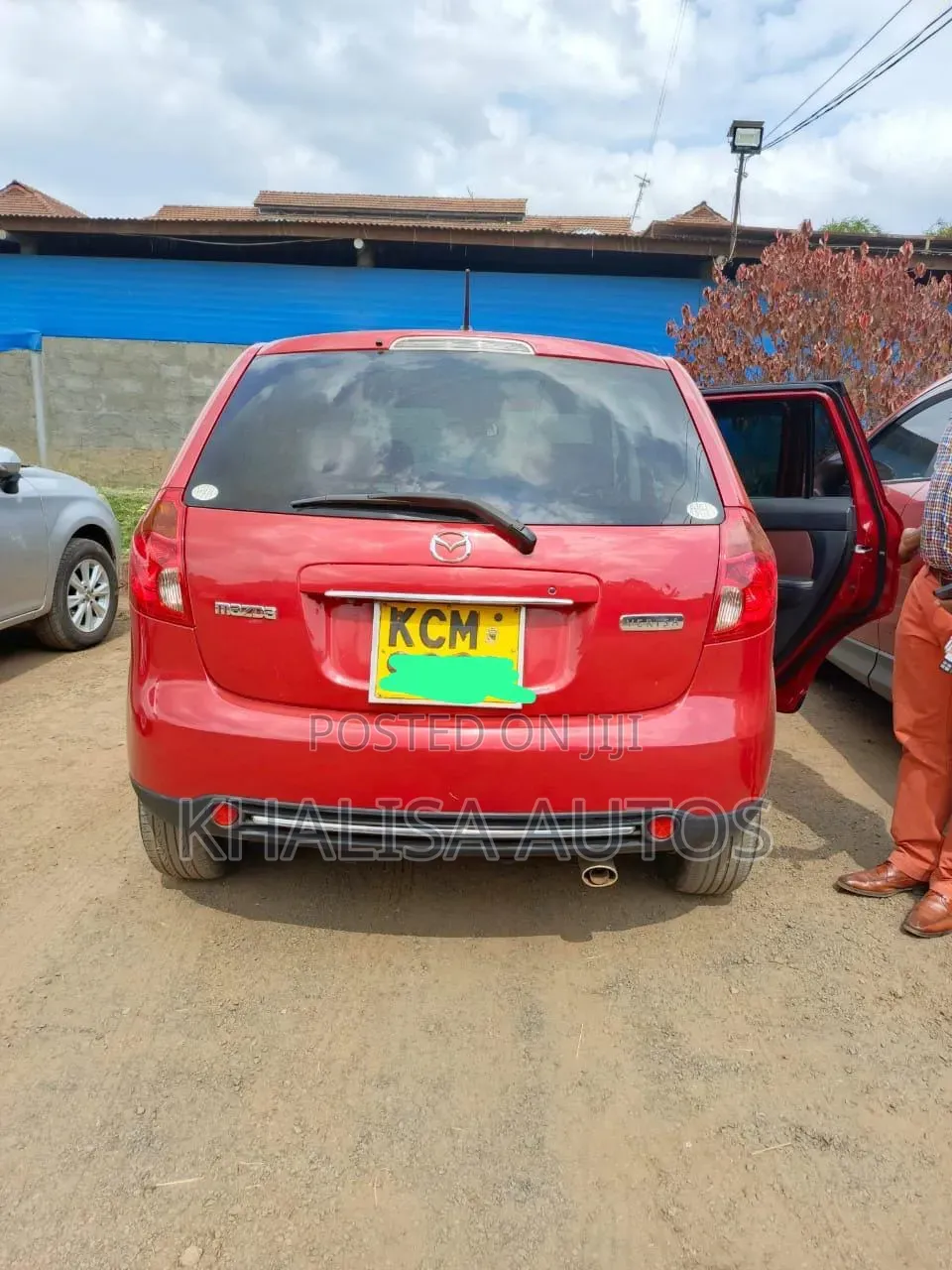 Mazda Verisa 2010 Red