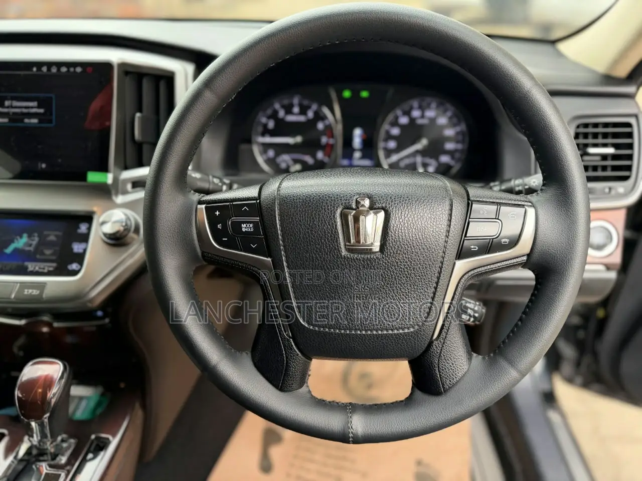 Toyota Crown 2014 Black