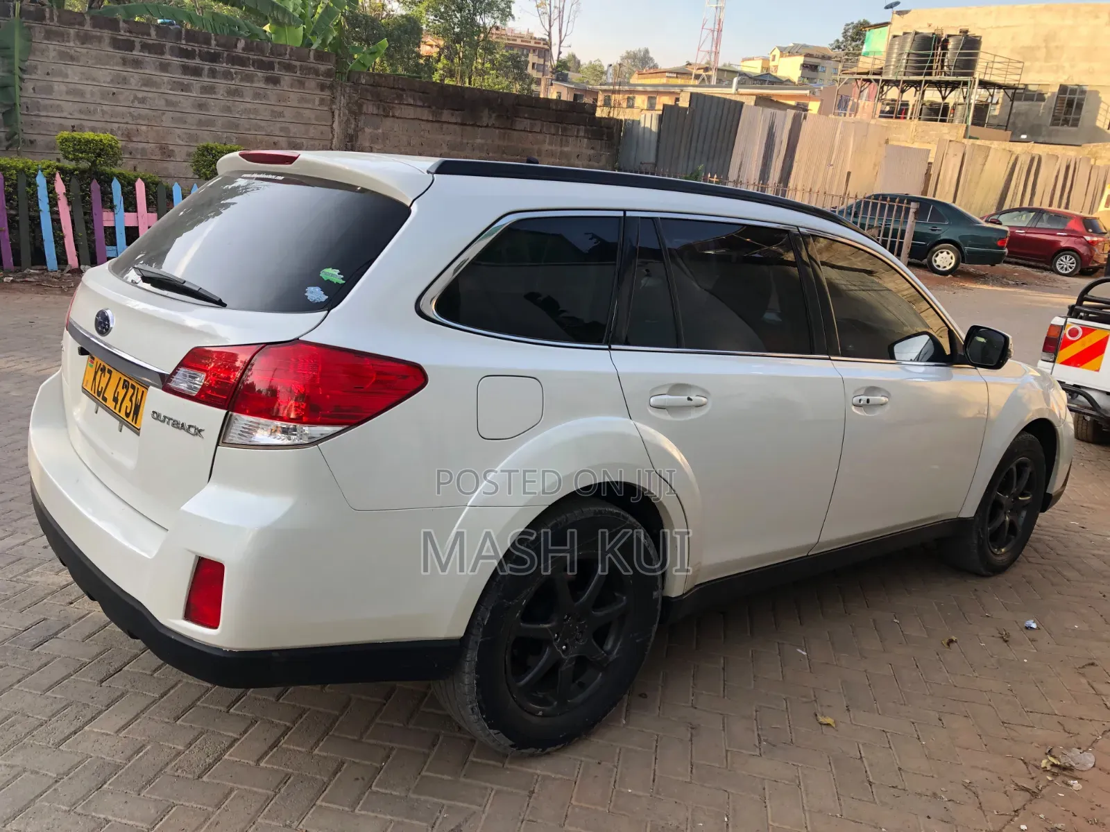Subaru Outback 2012 White